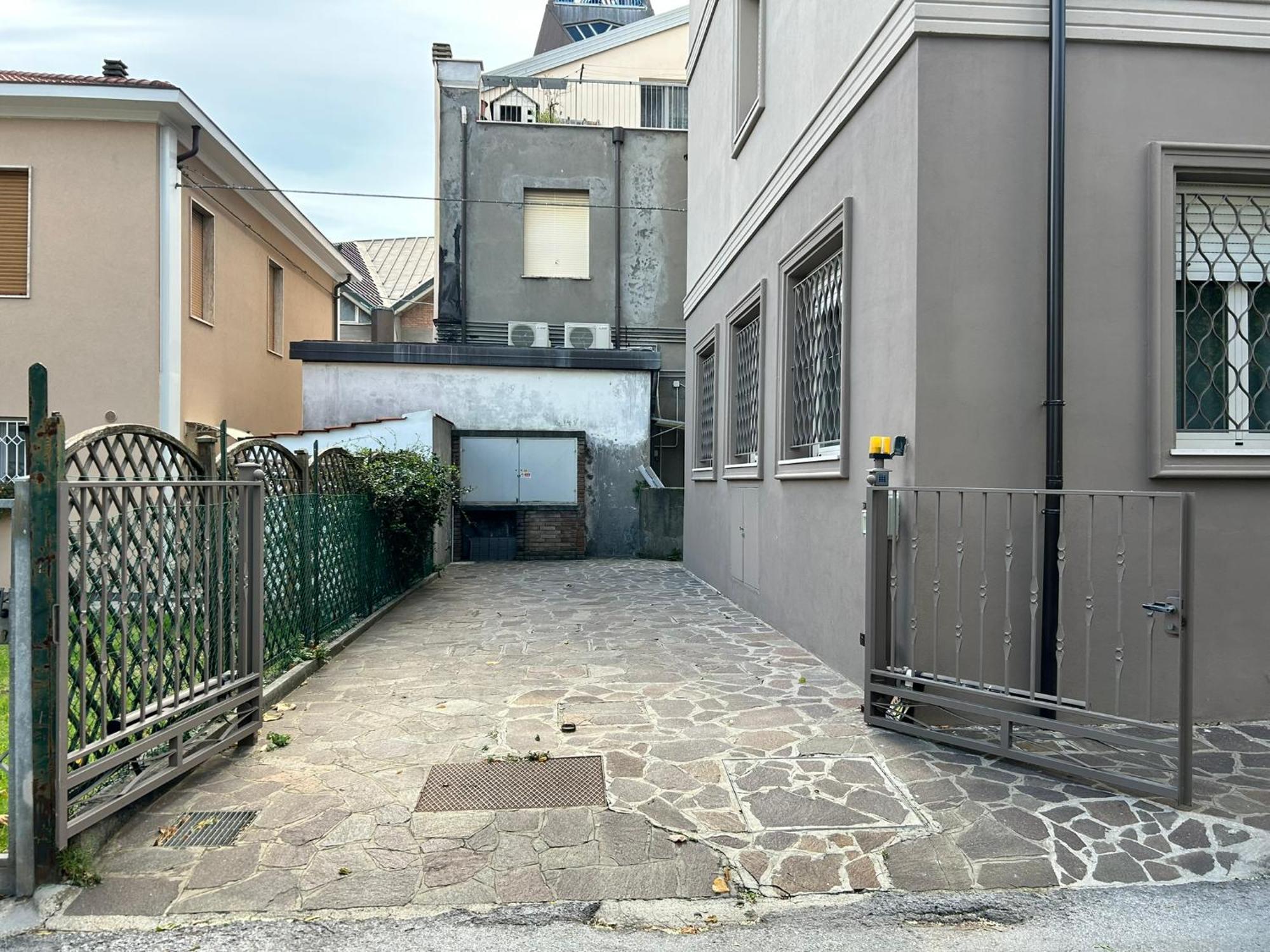 Moderno Bilocale A 90M Dal Mare Con Posto Auto - Residence Cinzia Rimini Esterno foto